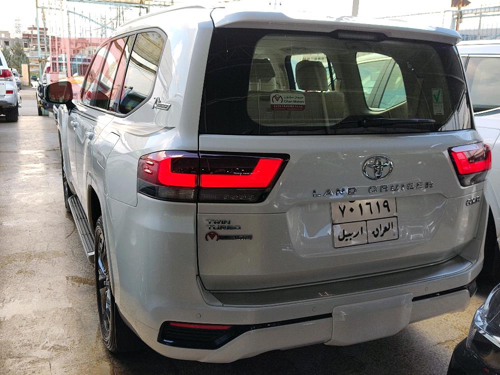 تويوتا لاندكروزر